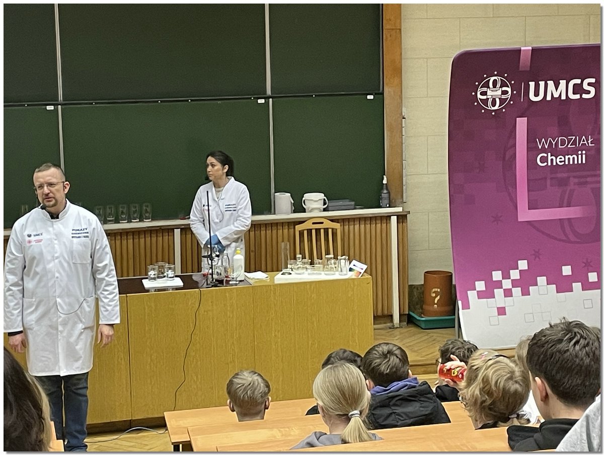 Pokazy_chemiczne012.JPG