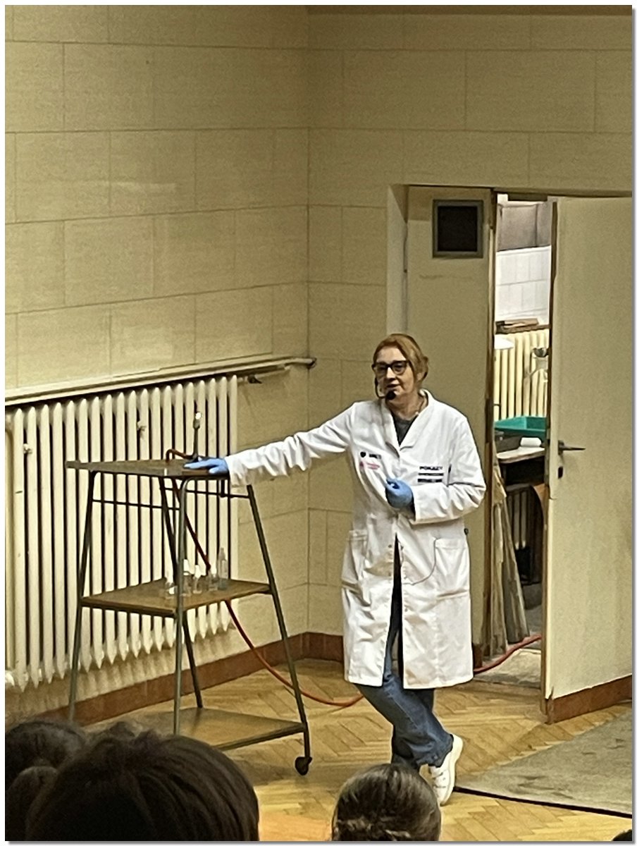 Pokazy_chemiczne029.JPG